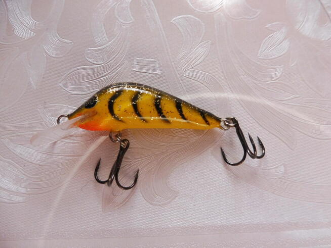 Wobler Gębski z Lędyczka żółto-czarno-złoty 3,5cm - 2,5g