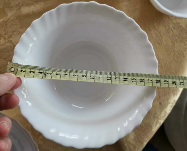 17 elementowa Zastawa stołowa śniadaniowa