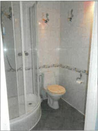 Syndyk sprzeda 2-kondygnacyjne mieszkanie z piwnicą