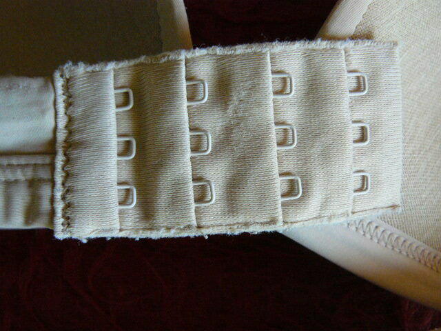 Biustonosz Intimissimi 75B