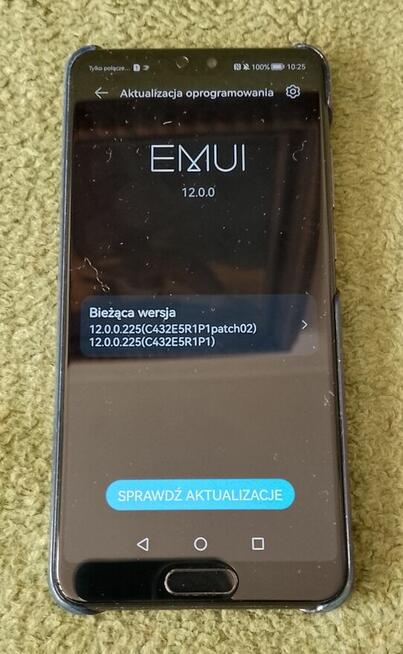 Niesprawny telefon Huawei P20.