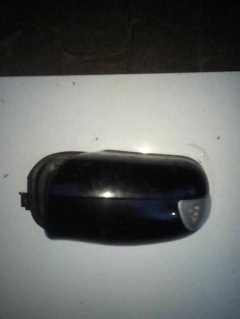 Lusterko prawe W210