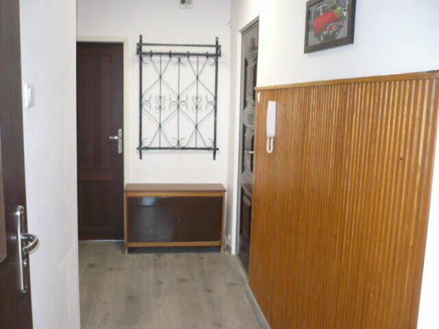 Sprzedam 3-pokoje, z balkonem oś. Sikornik