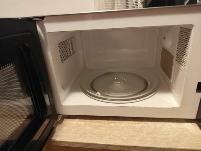 Kuchenka mikrofalowa Life firmy Medion AG