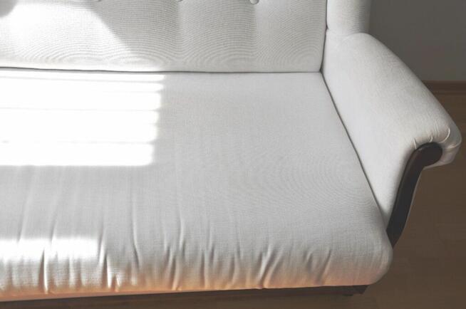 Sofa 2 os. z funkcją rozkładania i puf RADPOL