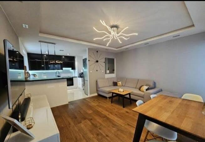 Wyjątkowo jasne, funkcjonalne 3 pokoje z balk