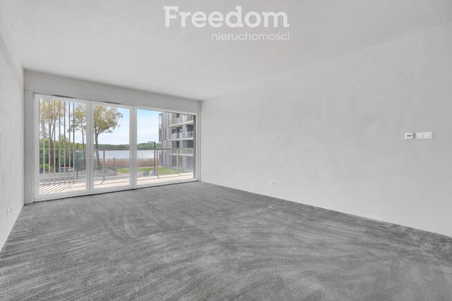 Nowoczesny apartament nad jeziorem