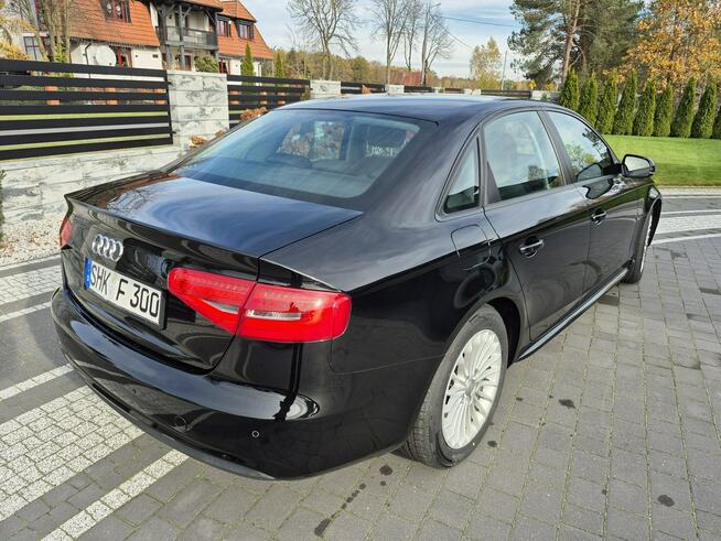 Audi A4 xenon led navi chromy ładny sedan