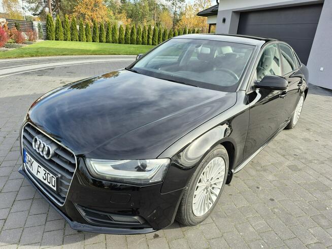Audi A4 xenon led navi chromy ładny sedan