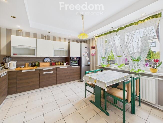 Dom do mieszkania i działania.