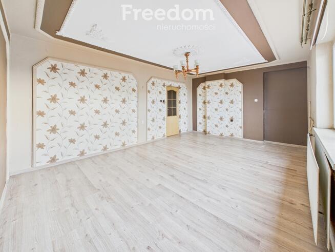 Dom do mieszkania i działania.