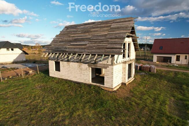Dom w stanie deweloperskim w Przykopce.