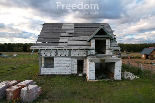 Dom w stanie deweloperskim w Przykopce.