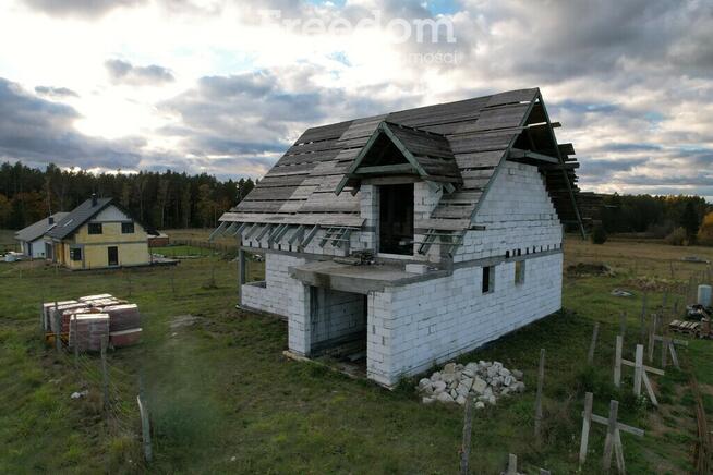 Dom w stanie deweloperskim w Przykopce.