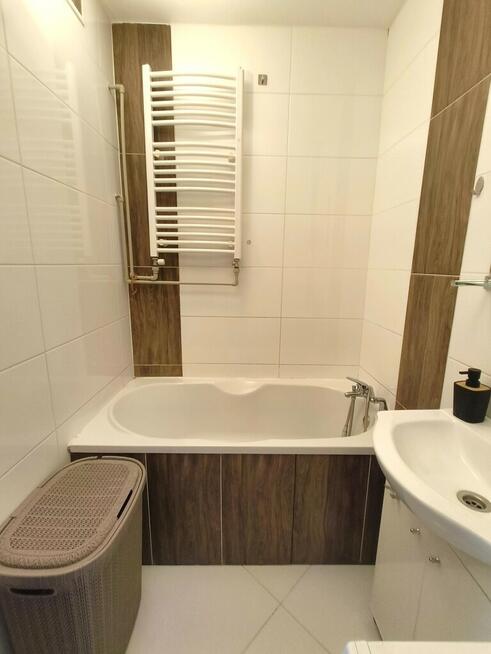 Zdroje, 4-pokojowe mieszkanie na sprzedaż.