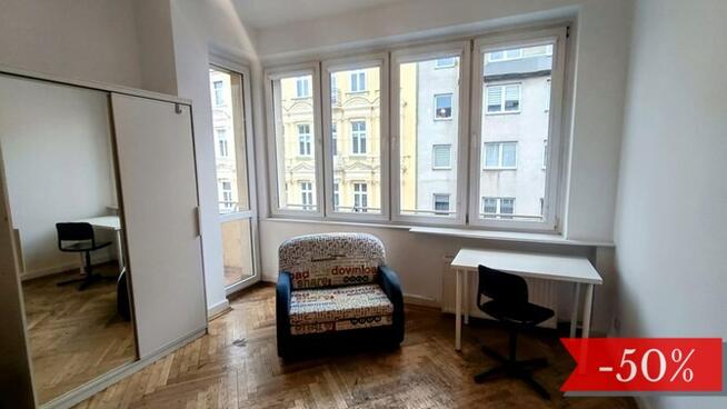 Duży pokój z balkonem- Żeromskiego 21