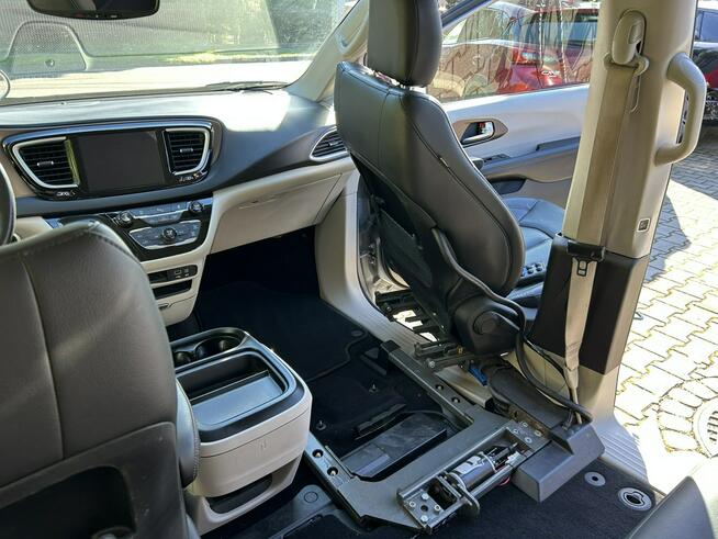 Chrysler Pacifica Możliwość przewozu niepełnosprawnej osoby!