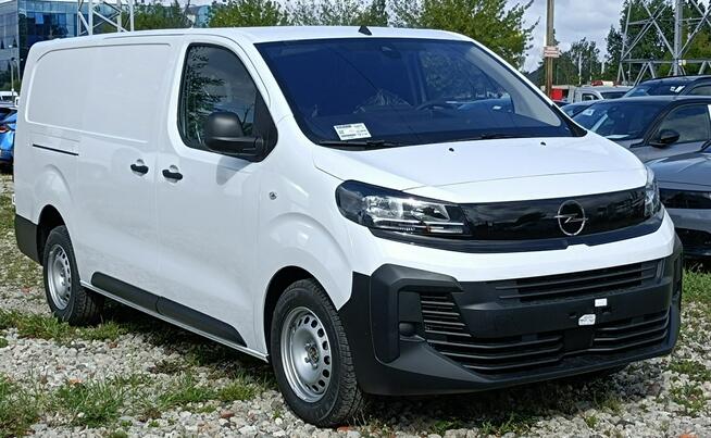 Opel Vivaro Furgon 2.0 144KM EXTRA LONG NA PLACU