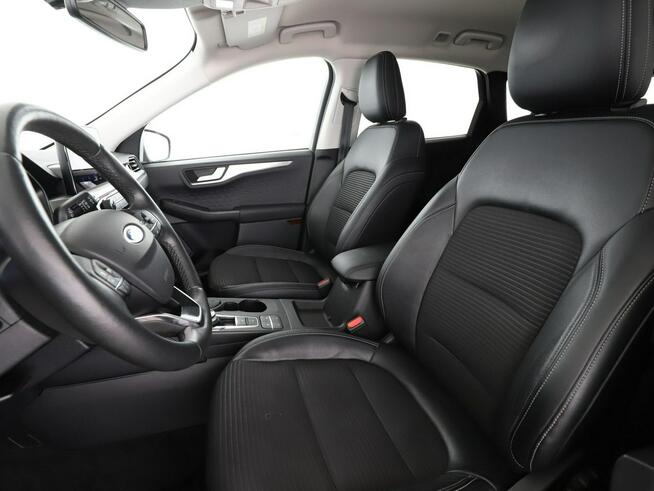 Ford Kuga PHEV full LED navi półskóra klima auto kamera cofania grzane fotele