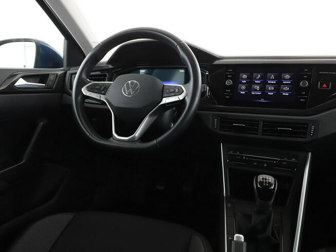 Volkswagen Taigo navi LED klima auto virtual cocpit czujniki parkowania