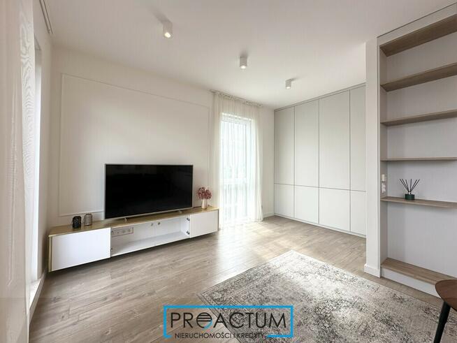 Apartament z tarasem w centrum, wysoki standard