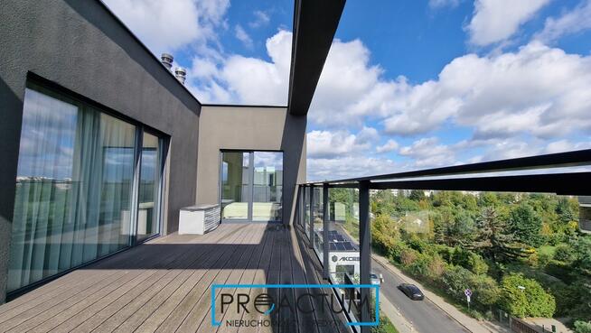 Apartament z tarasem w centrum, wysoki standard