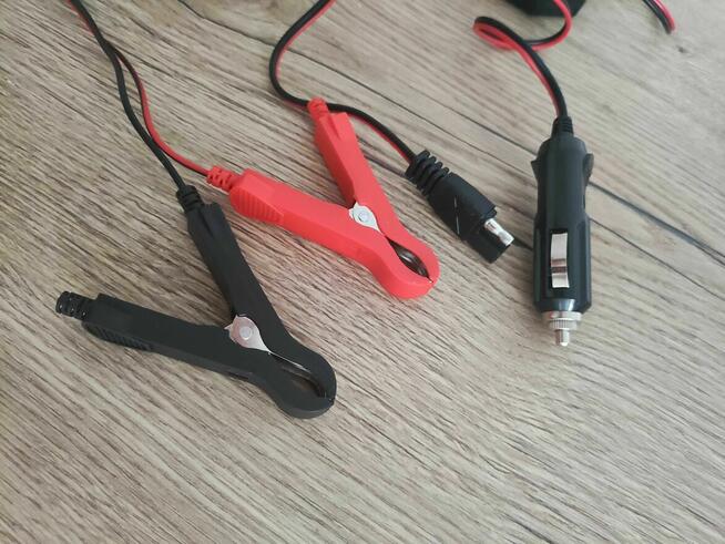 Solarna ładowarka samochodowa akumulator panel słoneczny