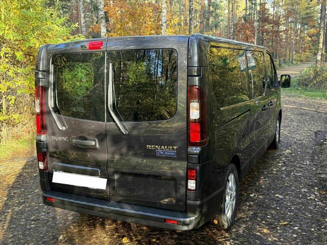 24/7 Zawieziemy Cię dokąd chcesz – PRZEWÓZ OSÓB - BUS 9 OSÓB