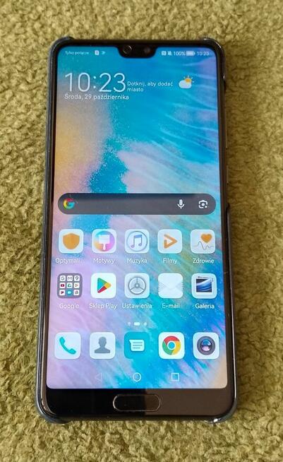 Niesprawny telefon Huawei P20.