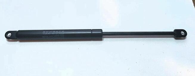 Siłownik pokrywy bagażnika typu box firmy Mont Blanc