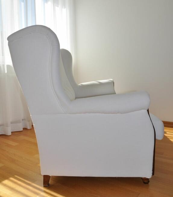 Sofa 2 os. z funkcją rozkładania i puf RADPOL