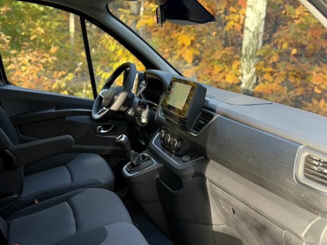 24/7 Zawieziemy Cię dokąd chcesz – PRZEWÓZ OSÓB - BUS 9 OSÓB