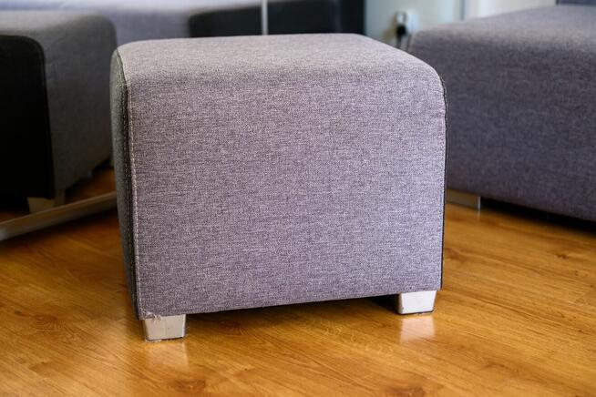 Sofa rozkładana + pufa - funkcja narożnika