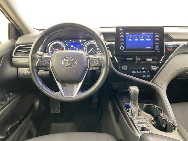 Toyota Camry 2.5 Hybrid Comfort CVT Sedan