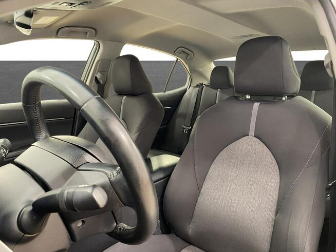 Toyota Camry 2.5 Hybrid Comfort CVT Sedan