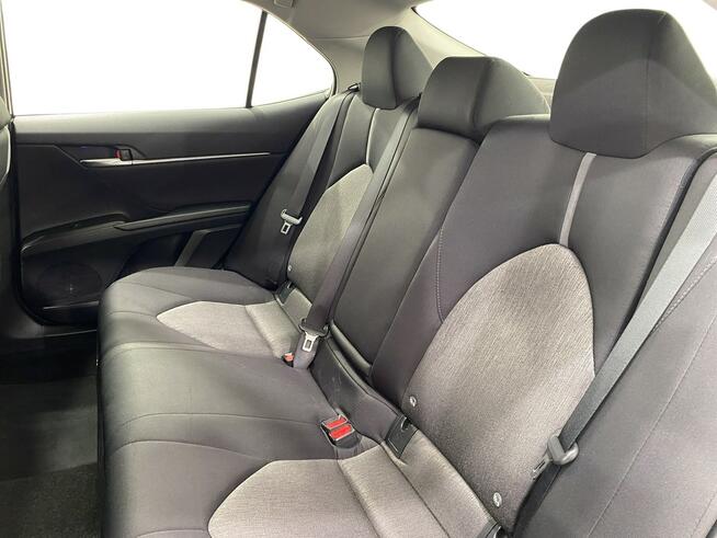 Toyota Camry 2.5 Hybrid Comfort CVT Sedan
