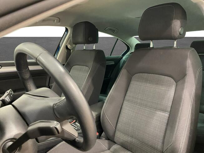 Volkswagen Passat 1.5 TSI EVO Business DSG Kombi
