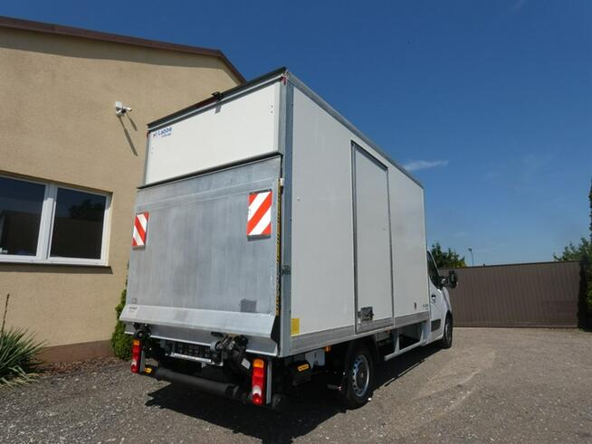 Renault Master kontener + winda 750 kg drzwi boczne klimatyzacja