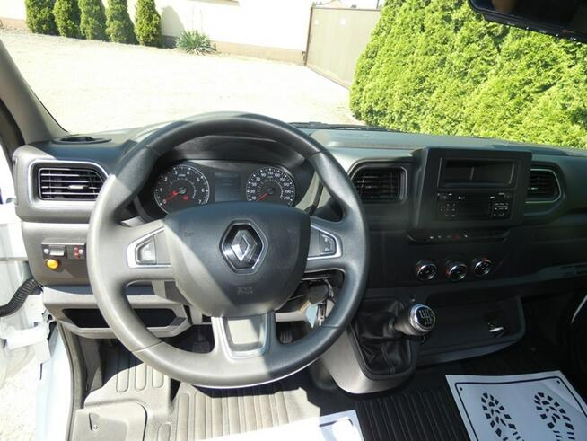 Renault Master kontener + winda 750 kg drzwi boczne klimatyzacja