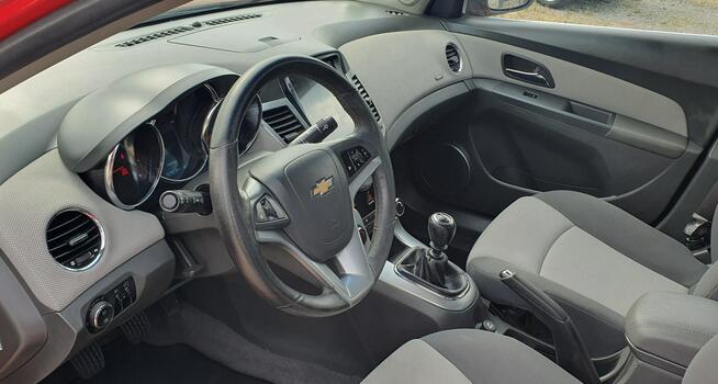 Chevrolet Cruze Nawigacja/Klimatronik/Tempomat/Czujniki parkowania