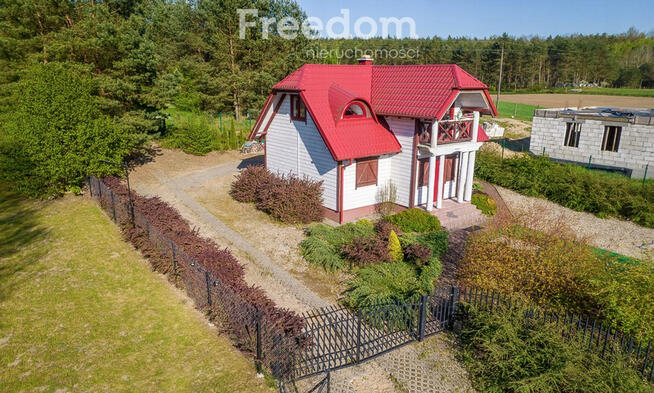 Dom z sielskim klimatem, Klonowo