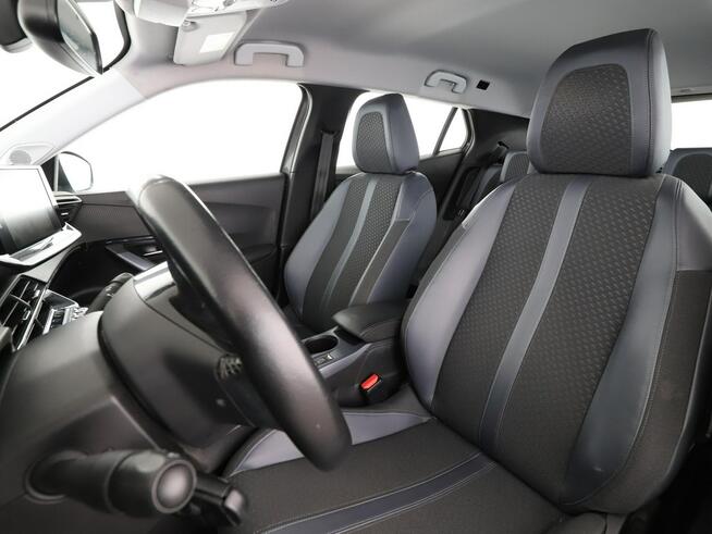 Peugeot 2008 full led navi kamera auto klima