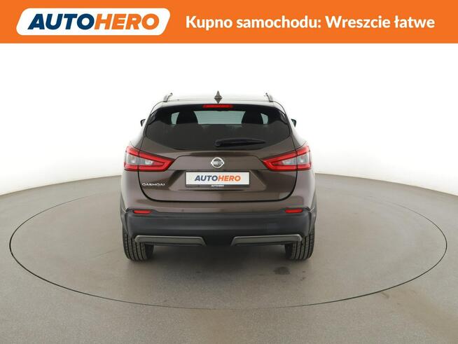 Nissan Qashqai LIFT 1.6 N-Connecta Panorama Nawigacja Tempomat GrzaneFotele Kamera360