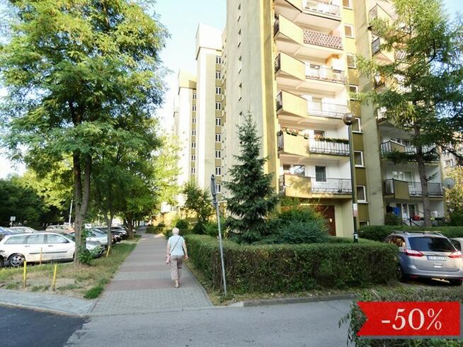 Os. Dywizjonu 303 46,funkcjonalny pokój z balkonem