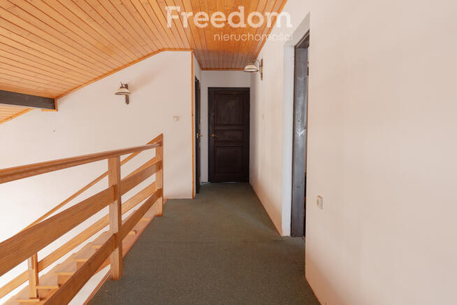 Dom na dużej działce 2314 m² - Głosków