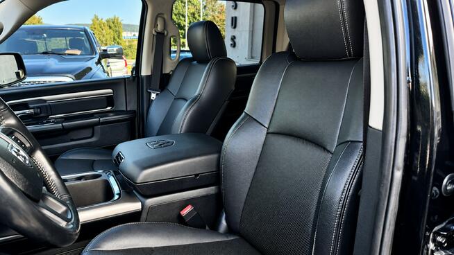 5.7HEMI Ram Box Kam cofania Wentyle Alpine Grzana kierownica Fv 23%