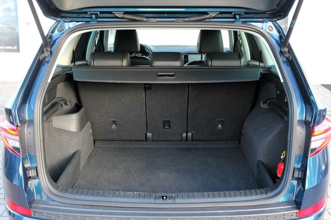 Škoda Kodiaq Style SalonPL FV23% DSG HAK LED ACC Android Ambiente ASO