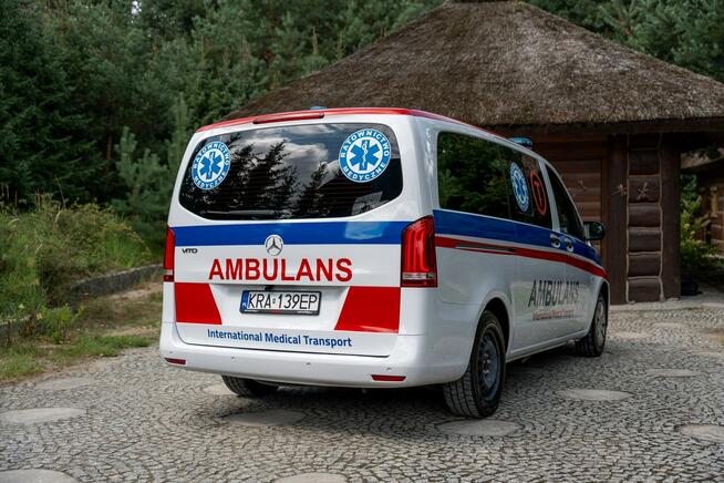 Mercedes Vito Karetka / Pojazd Sanitarny / Zadbany / Niski Przebieg / Ważne OC / FV