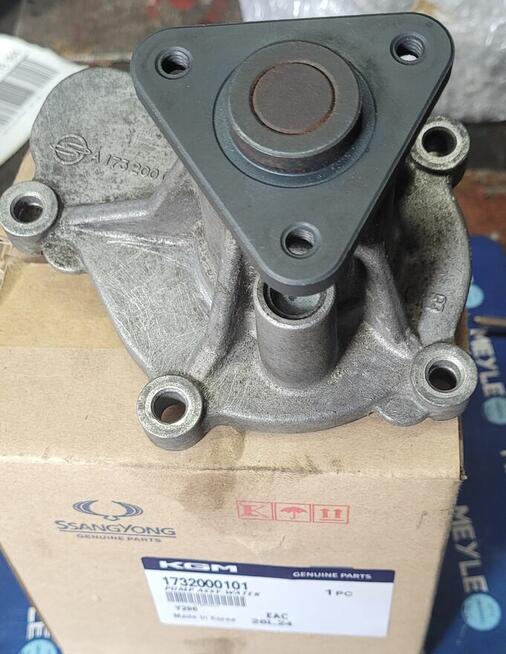 Pompa Wodna Ssangyong Tivoli XLV 2015/19 - 1732000101
