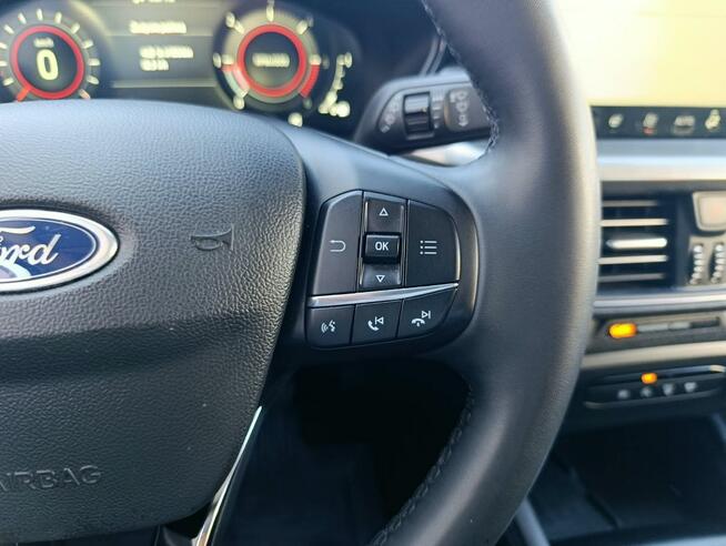 Ford Focus Salon Polska fv23
